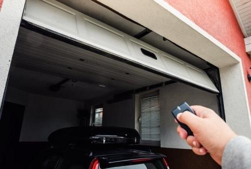 controlling garage door with remote